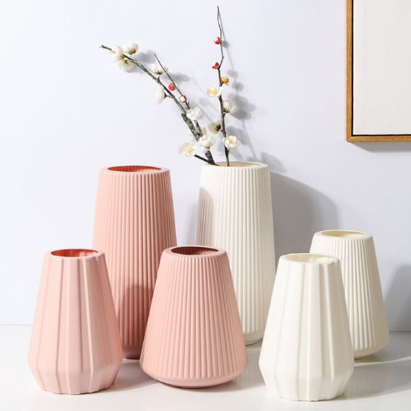 European-style Plastic Vase